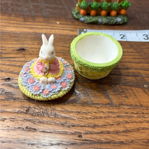 Easter Decor - Picture 9 of 12